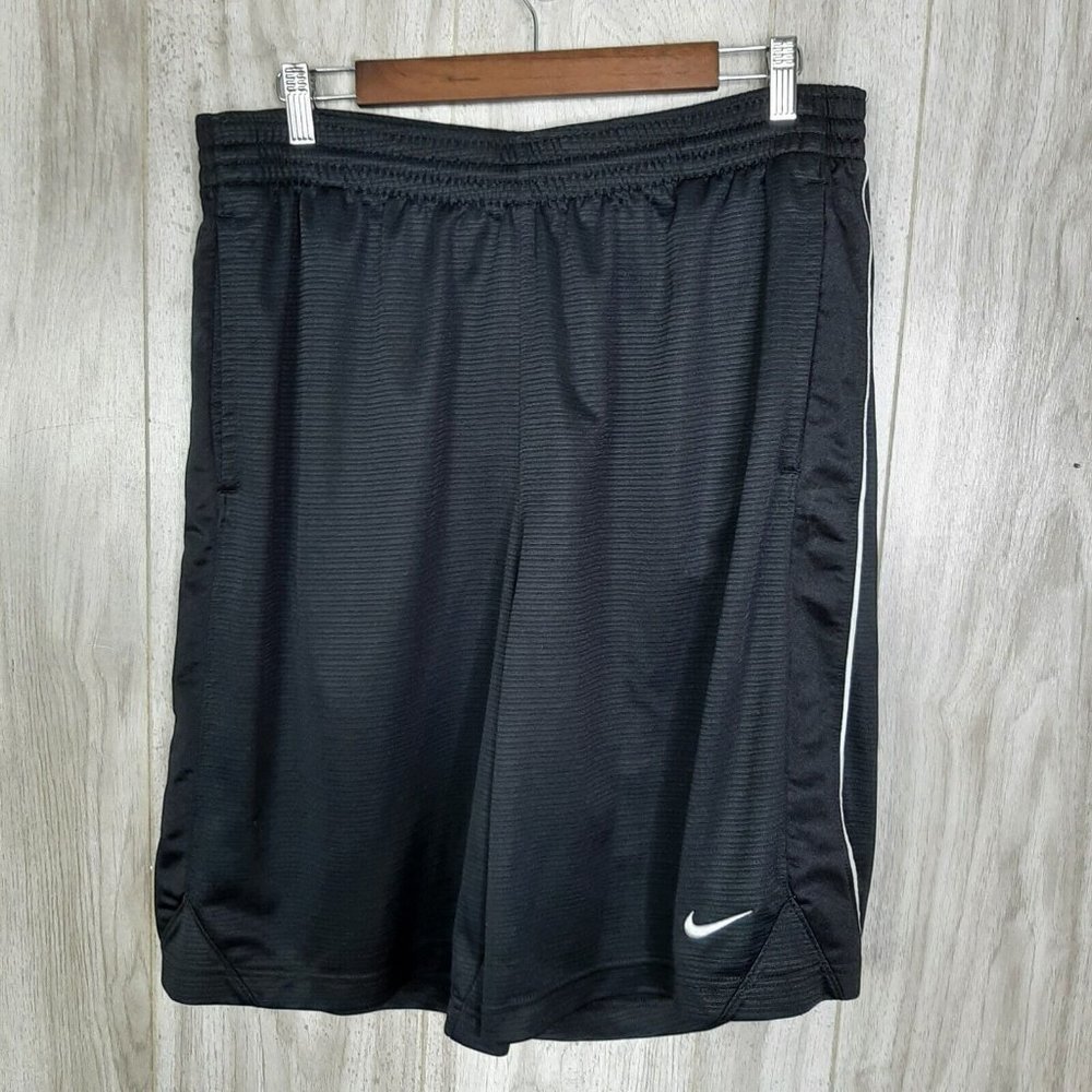 Men Nike Athletic Shorts Size XL Black/White
